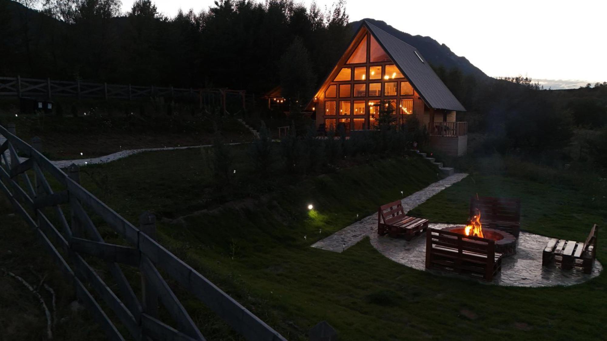 Cabana Timbernest บราน ภายนอก รูปภาพ